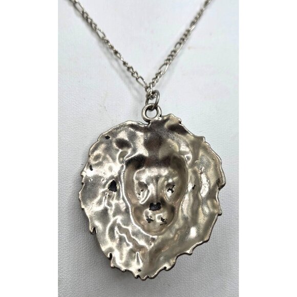 Lion Head Pendant Necklace Silver Tone Metal Chain - Picture 2 of 2